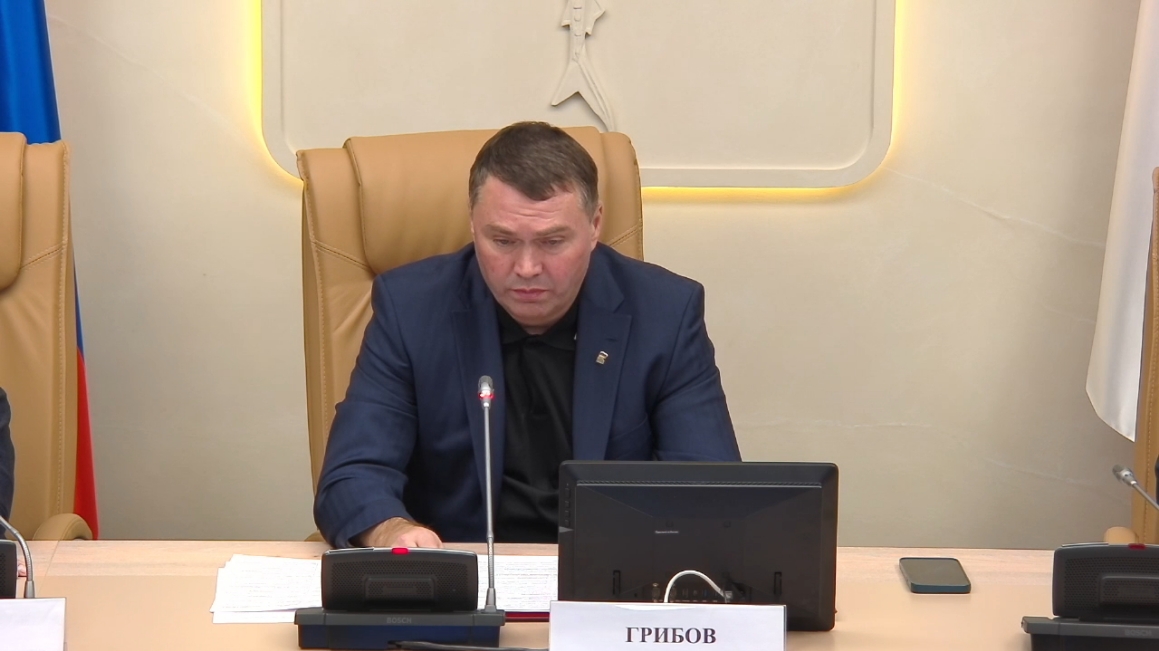 Роман Грибов