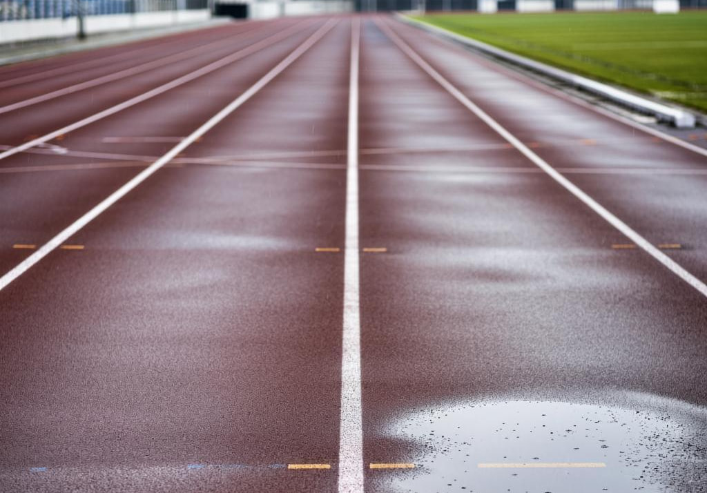 Беговая дорожка, стадион, ии.jpg